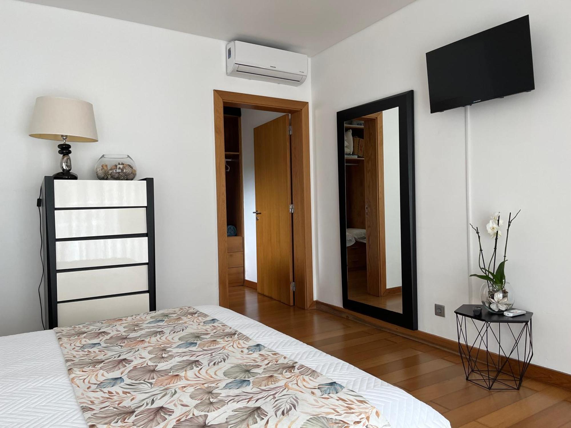 Apartamento Crystal House Angra do Heroísmo Exterior foto