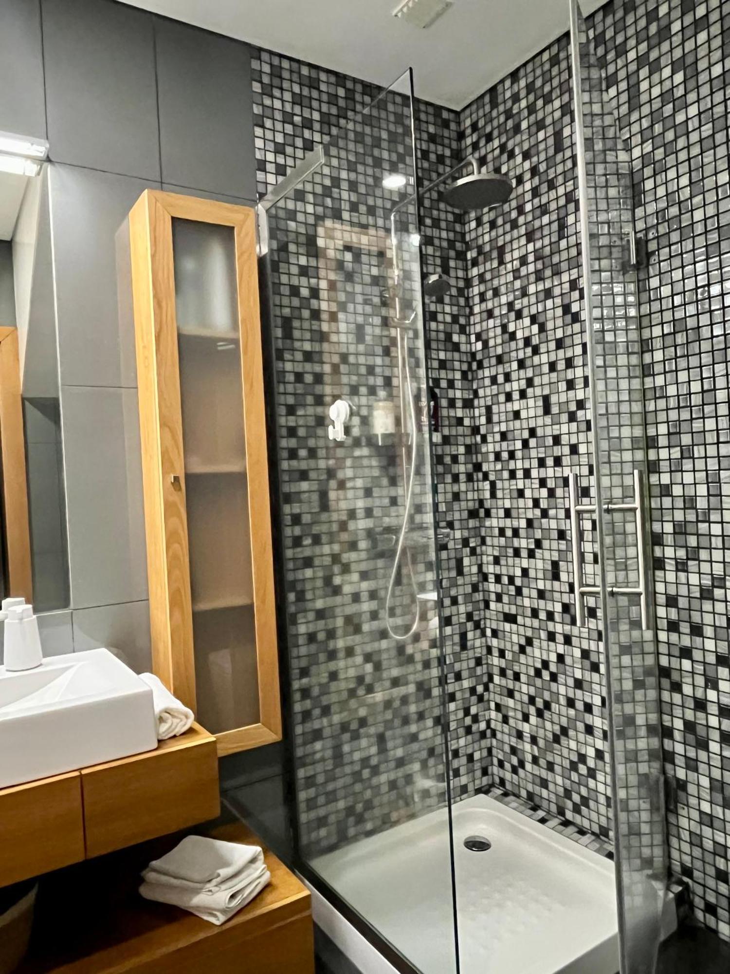 Apartamento Crystal House Angra do Heroísmo Exterior foto